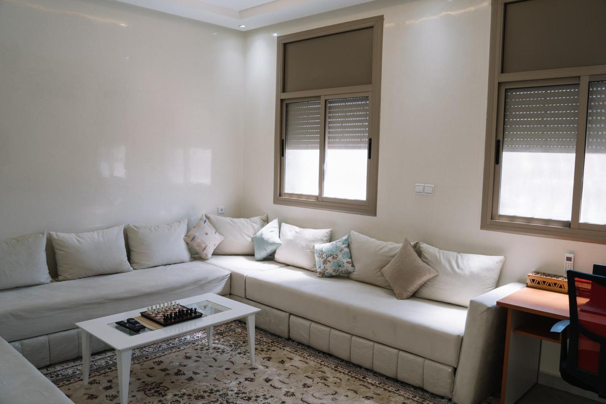 Appartement Pour Familles Миделт Екстериор снимка
